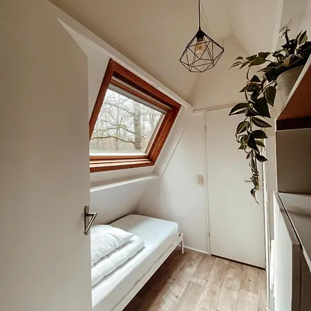 Het Hulstje 1 Chalet